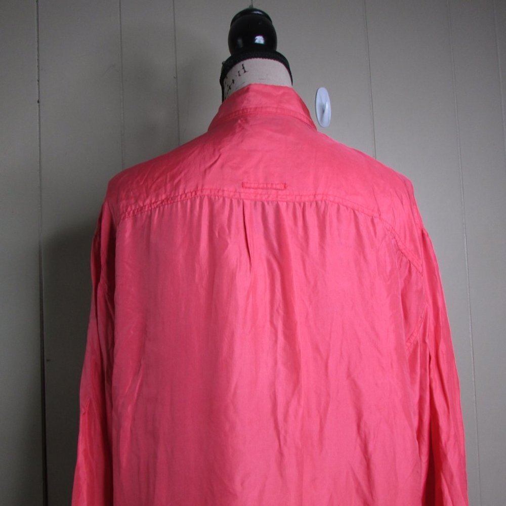 Kate Howard Blouse Shirt M Button Up Coral Silk - Picture 11 of 14